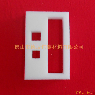 海綿內(nèi)托對各行各業(yè)產(chǎn)品起到絕緣、密封、防震、防塵、填充、隔音、固定，能夠保護(hù)包裝產(chǎn)品在運輸過程中安然無恙，起到保護(hù)產(chǎn)品的一個作用，同時可以美化產(chǎn)品，提升產(chǎn)品檔次。
3海綿內(nèi)托適用范圍
