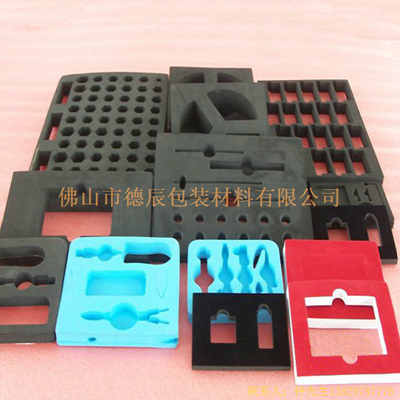 佛山市德辰包裝材料有限公司專業(yè)生產(chǎn)包裝海綿，還沒(méi)內(nèi)托。